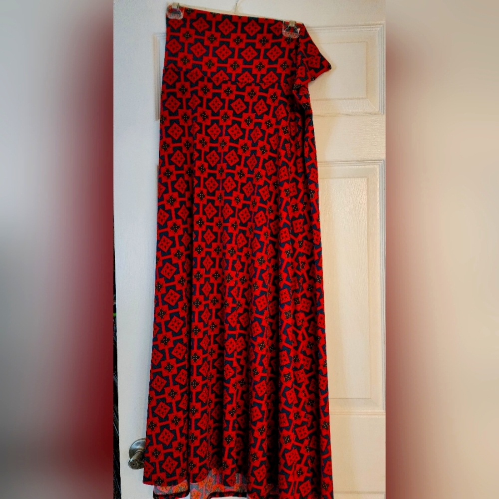 Patterned Women's LulaRoe Maxi Skirt